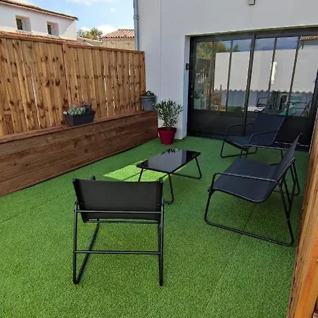 Le Detente : Agreable Studio Idealement Situe Apartament *